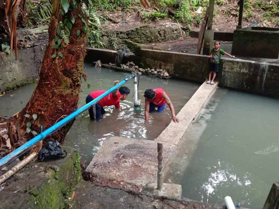 Pemasangan Pompa Air Tenaga Surya di Saparua, Maluku Tengah, Ambon